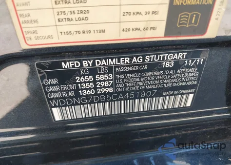 2012 Mercedes-Benz S 550 z USA, uszkodzony, nr VIN WDDNG7DB5CA451807